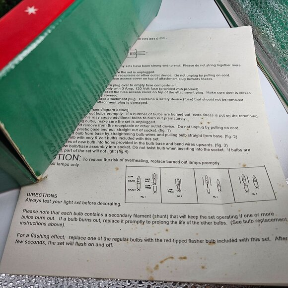 Looney Tunes Holiday Wreath Light Up Illuminated Wacky Warner Bros Christmas 20" - Picture 10 of 13